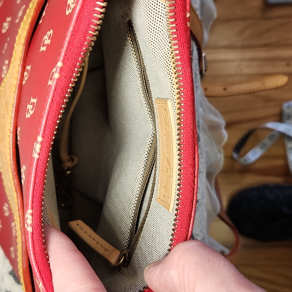 Dooney and Bourke Red Crossbody purse - Picture 6 of 13